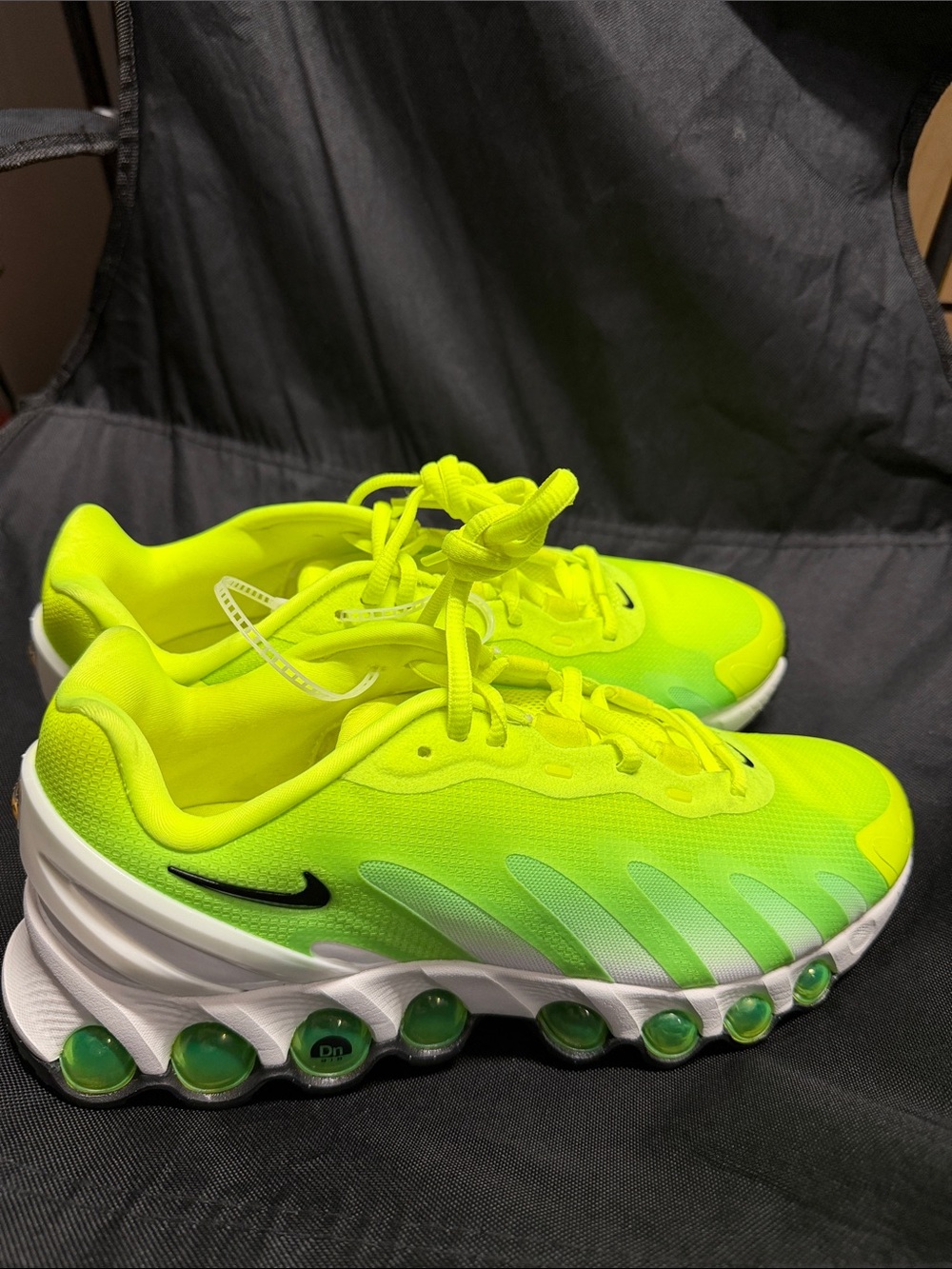 Nike Wmns Air Max DN8 Volt Black Green Strike women shoe